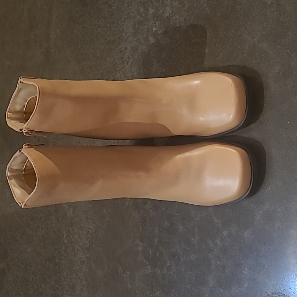NATURALIZER TAN LEATHER BLOCK HEEL SQUARE TOE BOOTS